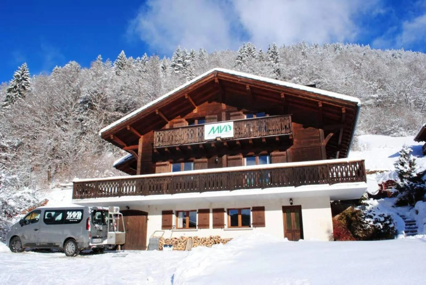 Chalet Ruan Montriond - Mountain Voyages